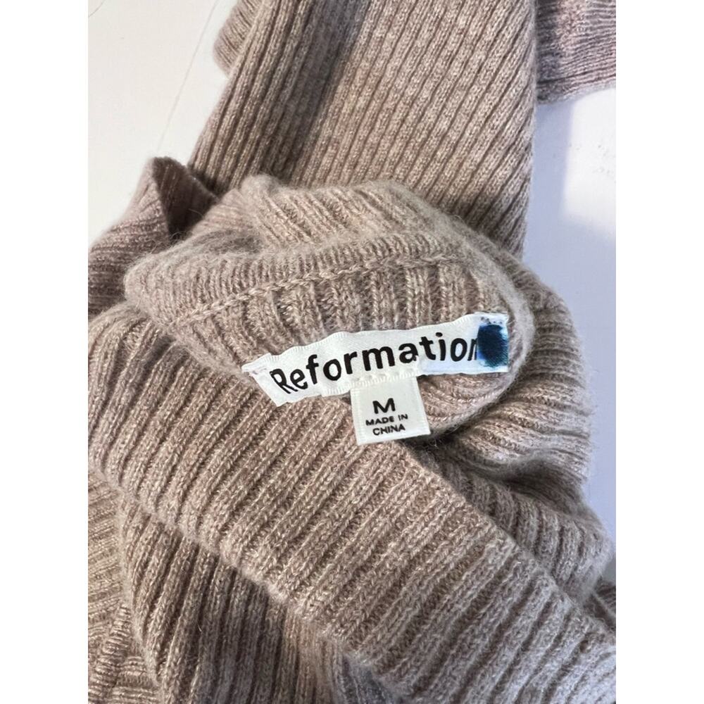 Reformation Luisa Cashmere Oversized Turtleneck Sweater Sz M - Picture 4 of 4
